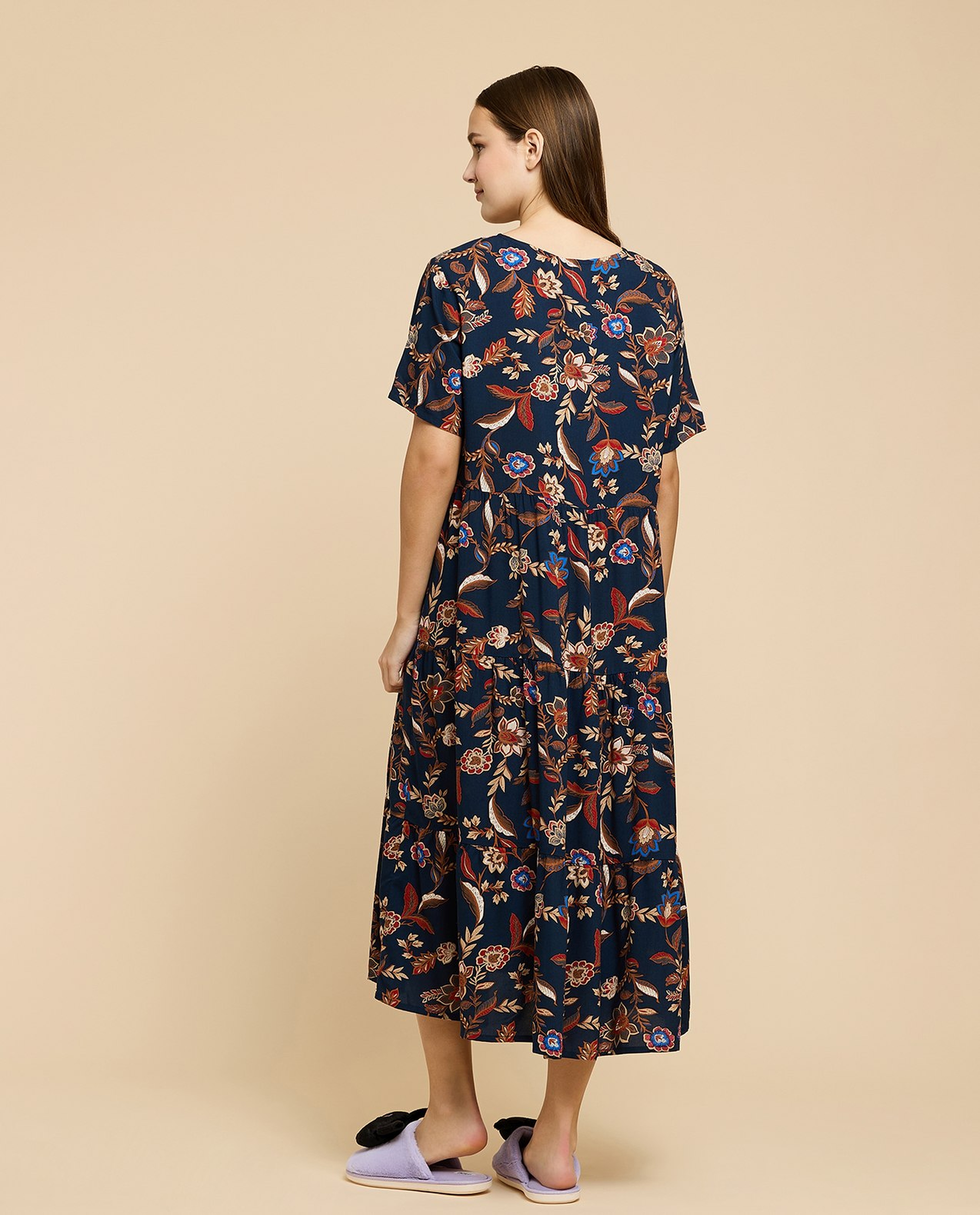 Printed Midi Dress with V-Neck and Short Sleeves